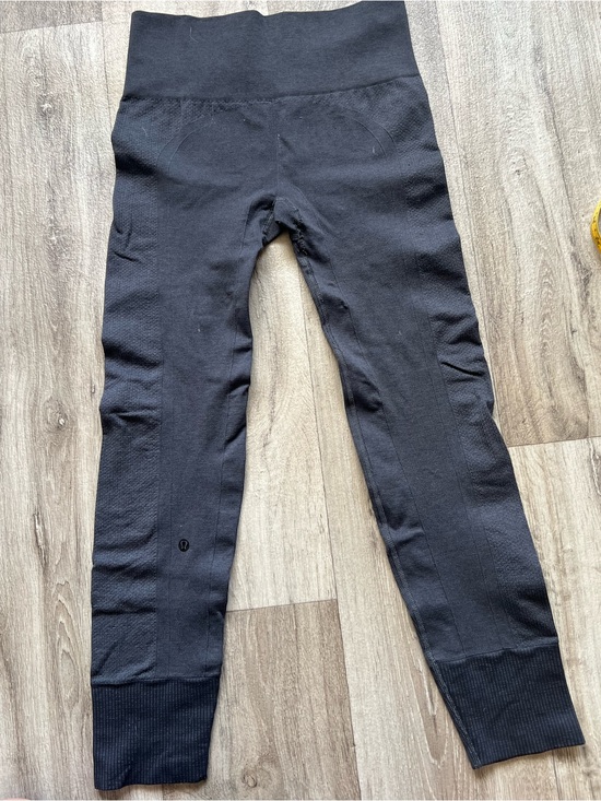 Lululemon Pants - Lululemon Ebb to Street Tight Womens 4 Black Good Seamless High Rise Leggings